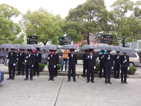 无锡讨债公司讨回80万亲戚借款案例